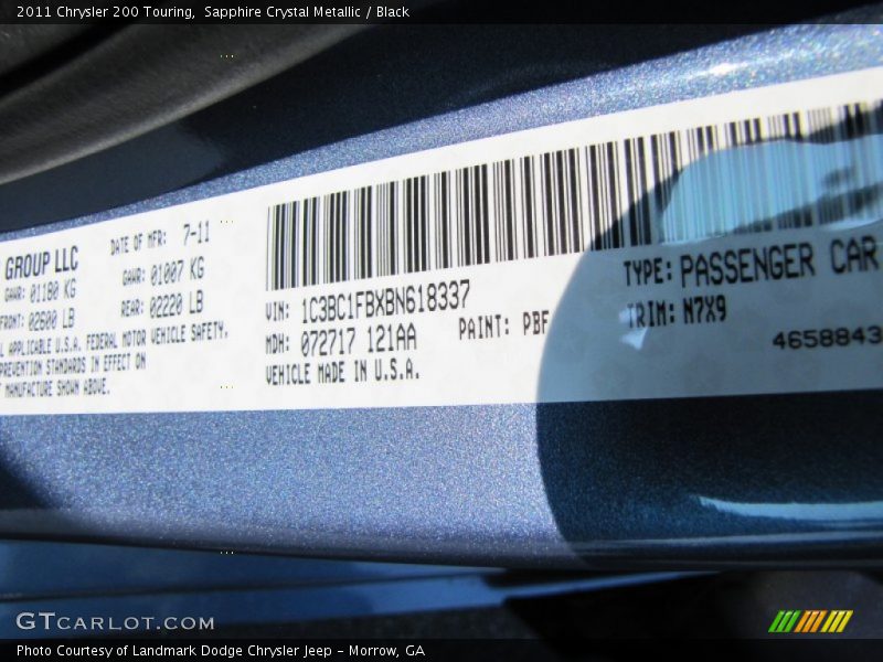 Sapphire Crystal Metallic / Black 2011 Chrysler 200 Touring