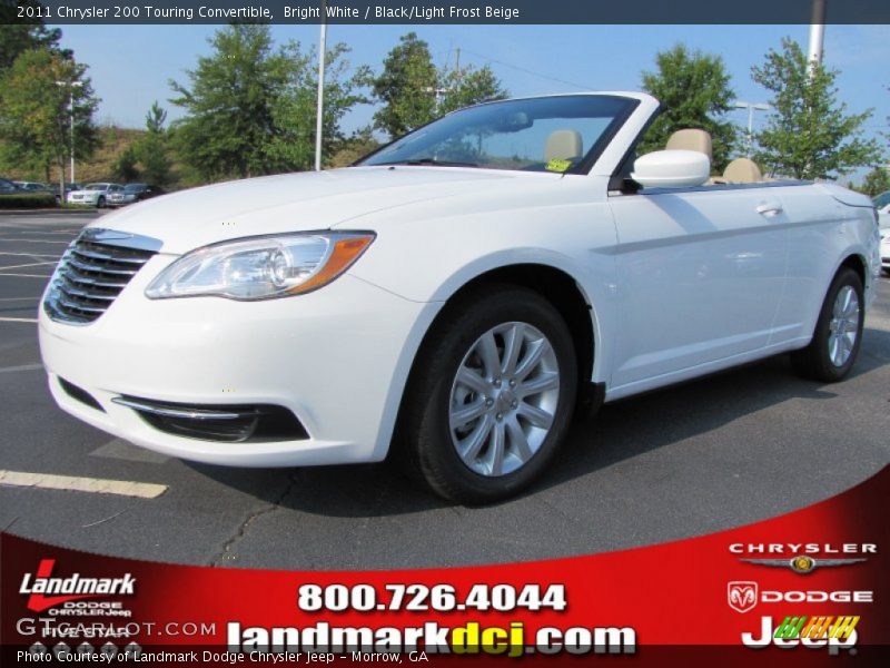 Bright White / Black/Light Frost Beige 2011 Chrysler 200 Touring Convertible