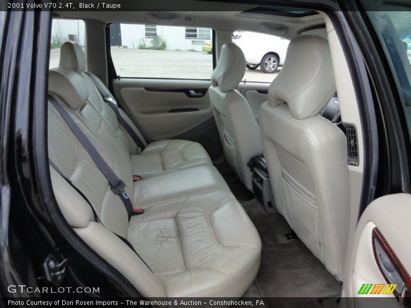 Black / Taupe 2001 Volvo V70 2.4T