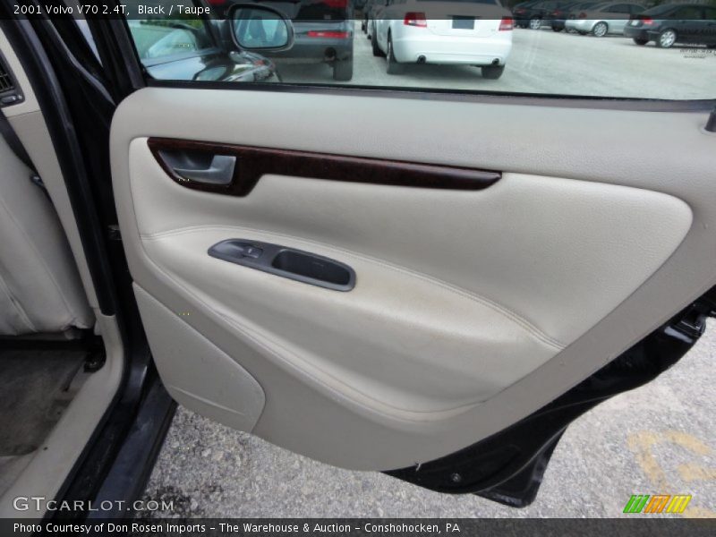 Black / Taupe 2001 Volvo V70 2.4T