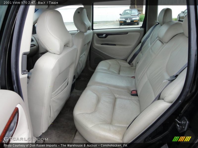Black / Taupe 2001 Volvo V70 2.4T