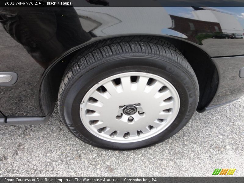 Black / Taupe 2001 Volvo V70 2.4T