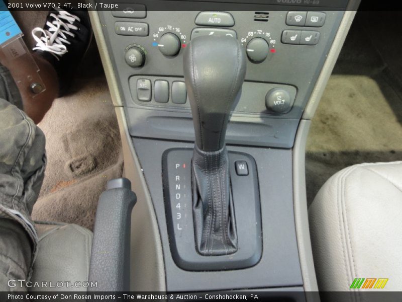 Black / Taupe 2001 Volvo V70 2.4T