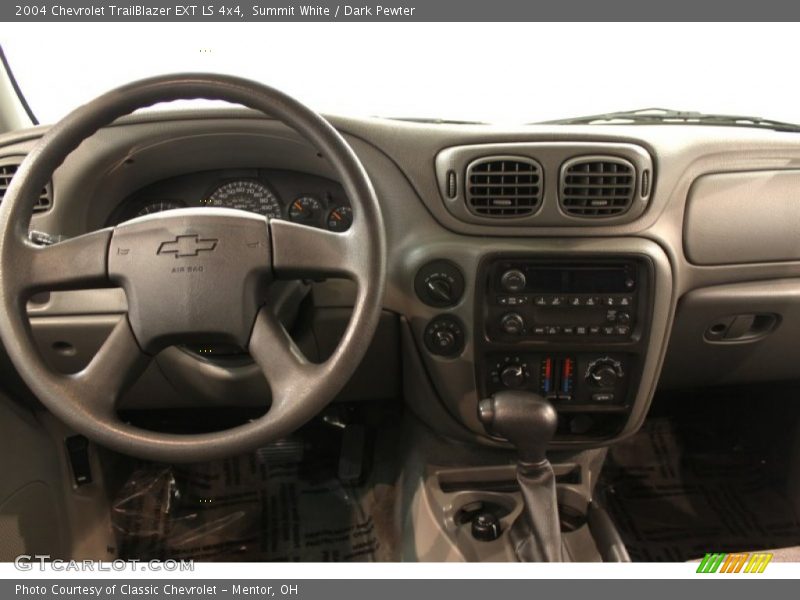 Summit White / Dark Pewter 2004 Chevrolet TrailBlazer EXT LS 4x4
