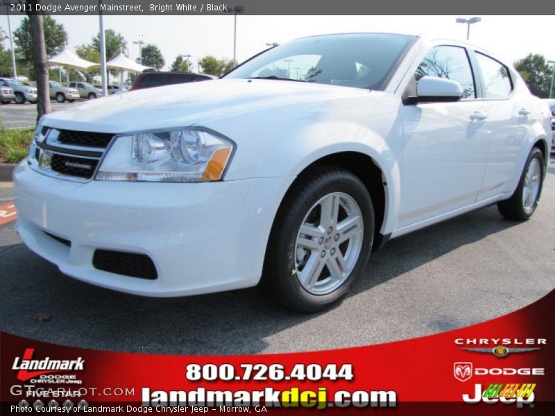 Bright White / Black 2011 Dodge Avenger Mainstreet