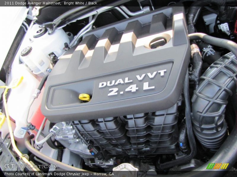Bright White / Black 2011 Dodge Avenger Mainstreet