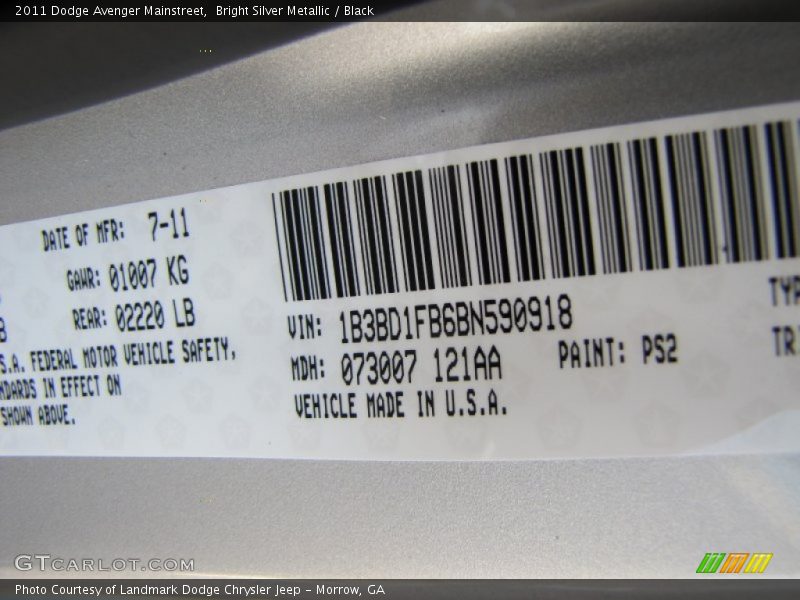 Bright Silver Metallic / Black 2011 Dodge Avenger Mainstreet