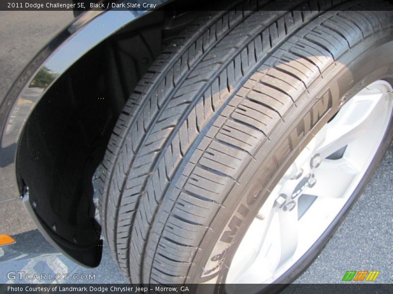 Black / Dark Slate Gray 2011 Dodge Challenger SE