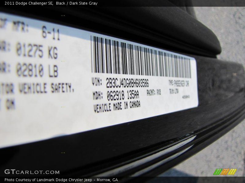 Black / Dark Slate Gray 2011 Dodge Challenger SE