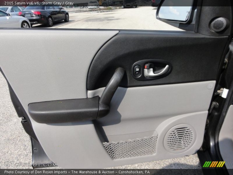 Storm Gray / Gray 2005 Saturn VUE V6