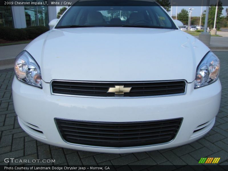 White / Gray 2009 Chevrolet Impala LT