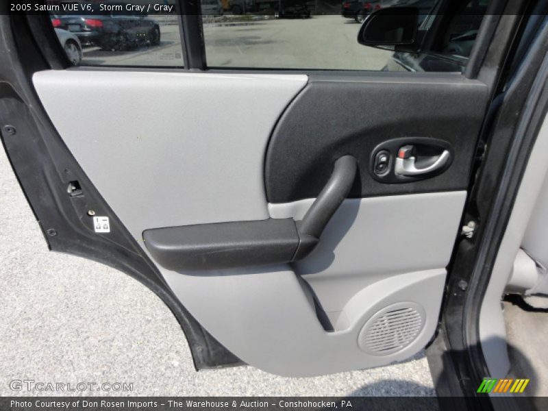 Storm Gray / Gray 2005 Saturn VUE V6