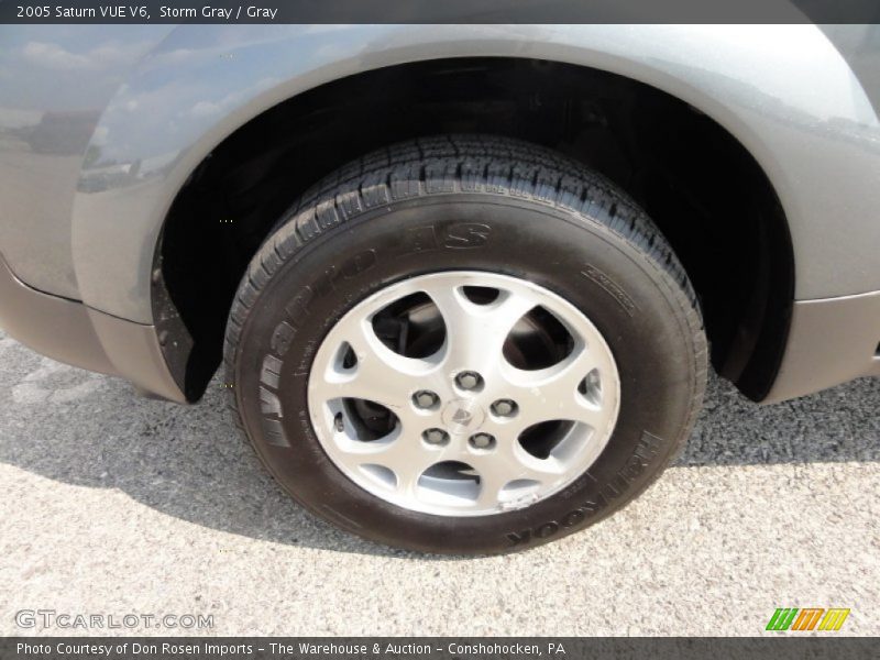 Storm Gray / Gray 2005 Saturn VUE V6