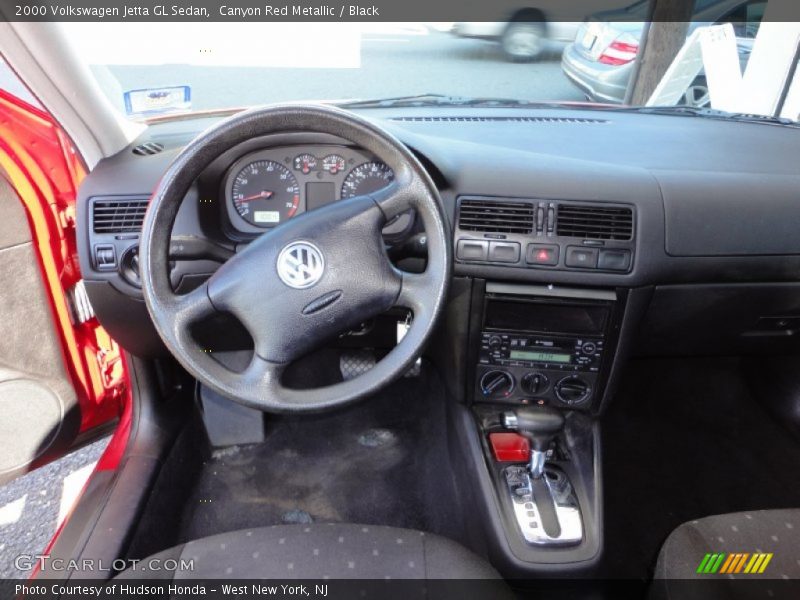 Canyon Red Metallic / Black 2000 Volkswagen Jetta GL Sedan