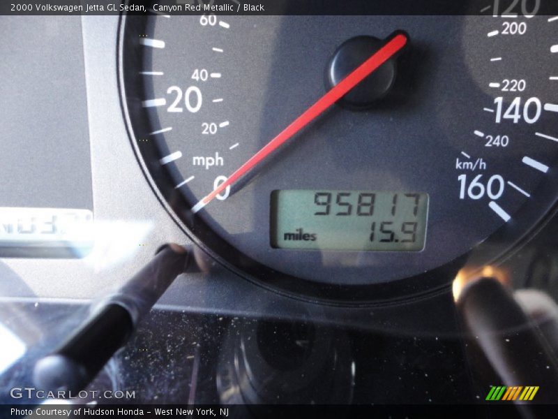 Canyon Red Metallic / Black 2000 Volkswagen Jetta GL Sedan
