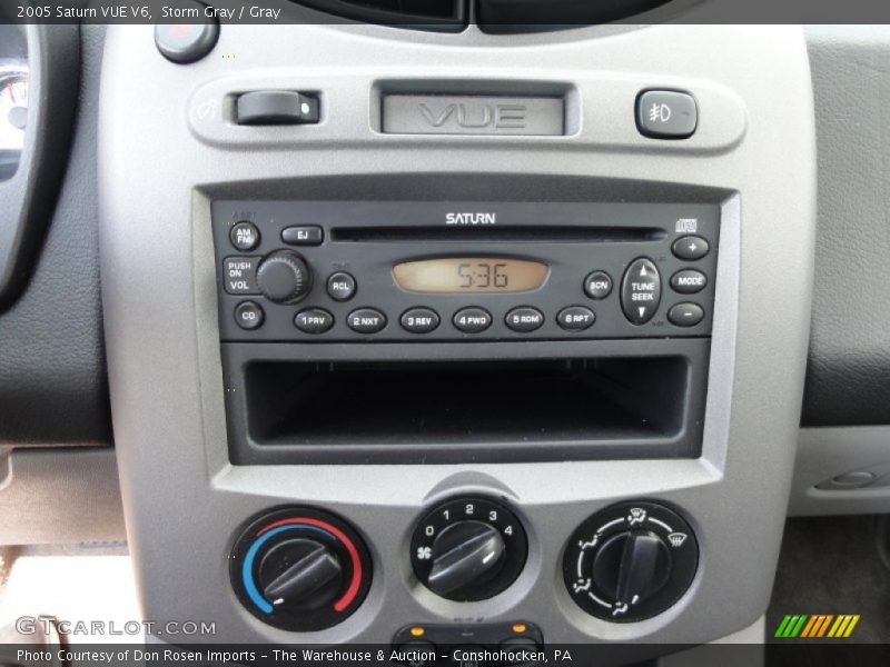 Storm Gray / Gray 2005 Saturn VUE V6