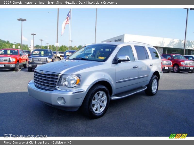 Bright Silver Metallic / Dark Khaki/Light Graystone 2007 Chrysler Aspen Limited