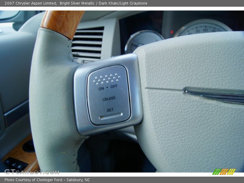 Bright Silver Metallic / Dark Khaki/Light Graystone 2007 Chrysler Aspen Limited