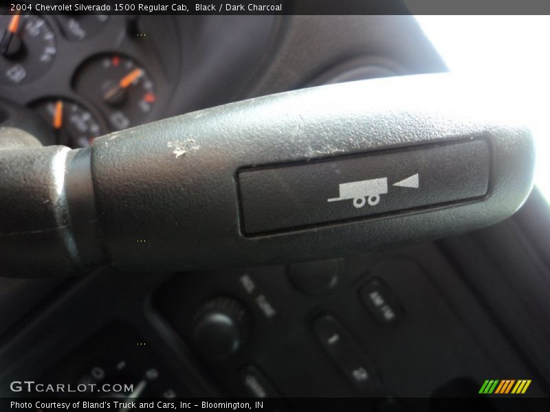 Black / Dark Charcoal 2004 Chevrolet Silverado 1500 Regular Cab