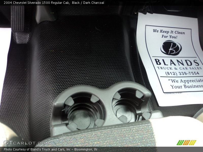 Black / Dark Charcoal 2004 Chevrolet Silverado 1500 Regular Cab