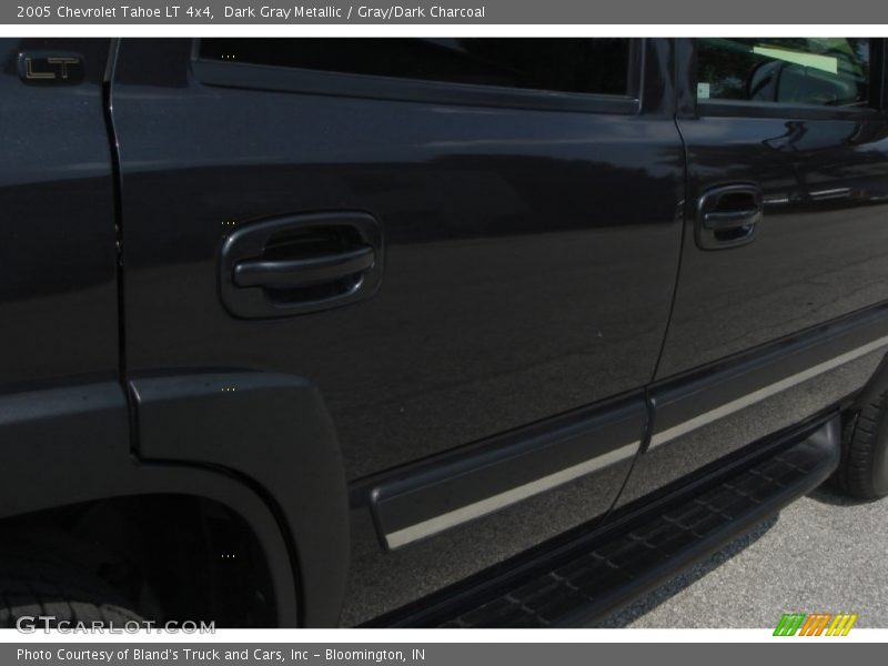 Dark Gray Metallic / Gray/Dark Charcoal 2005 Chevrolet Tahoe LT 4x4