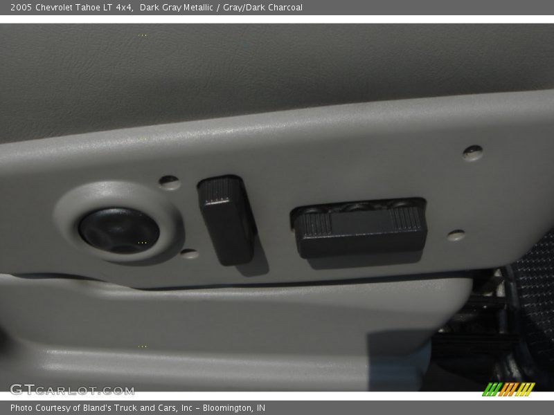 Dark Gray Metallic / Gray/Dark Charcoal 2005 Chevrolet Tahoe LT 4x4
