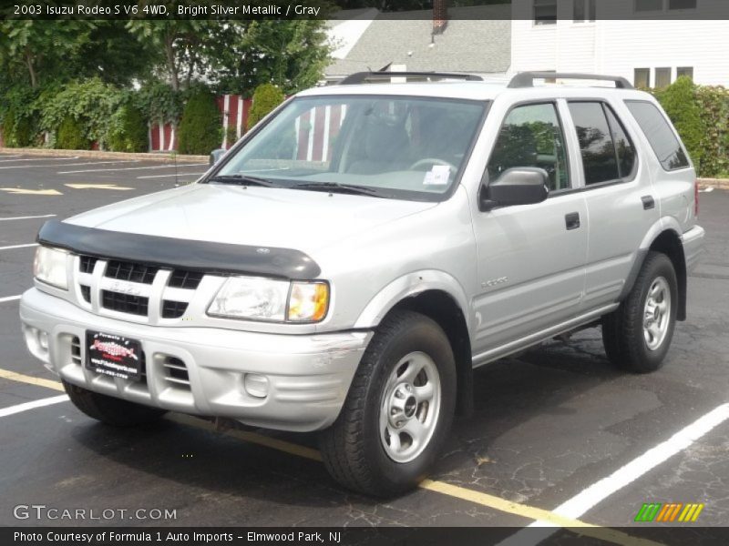 Bright Silver Metallic / Gray 2003 Isuzu Rodeo S V6 4WD