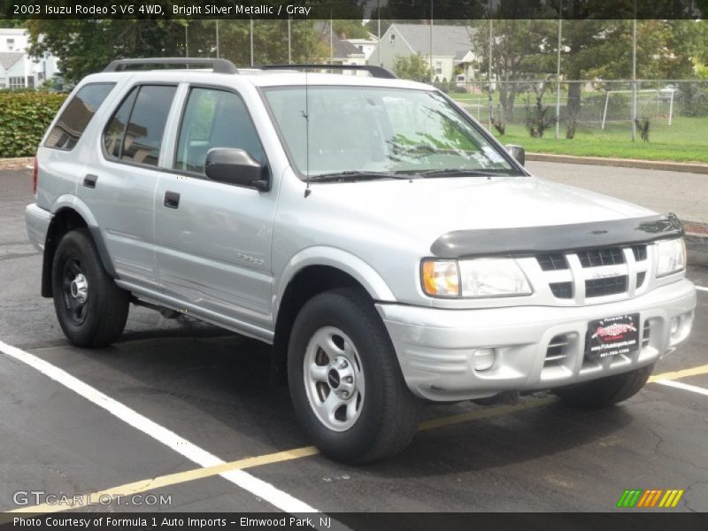 Bright Silver Metallic / Gray 2003 Isuzu Rodeo S V6 4WD