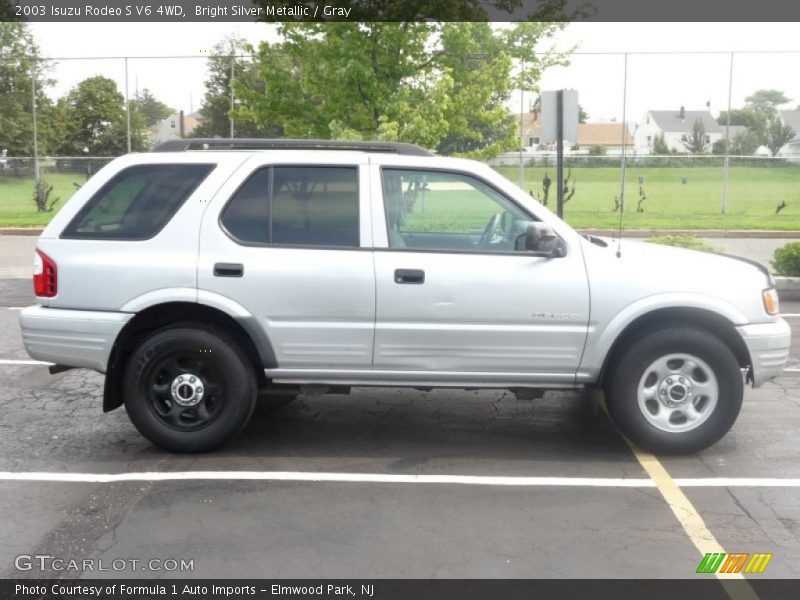 Bright Silver Metallic / Gray 2003 Isuzu Rodeo S V6 4WD