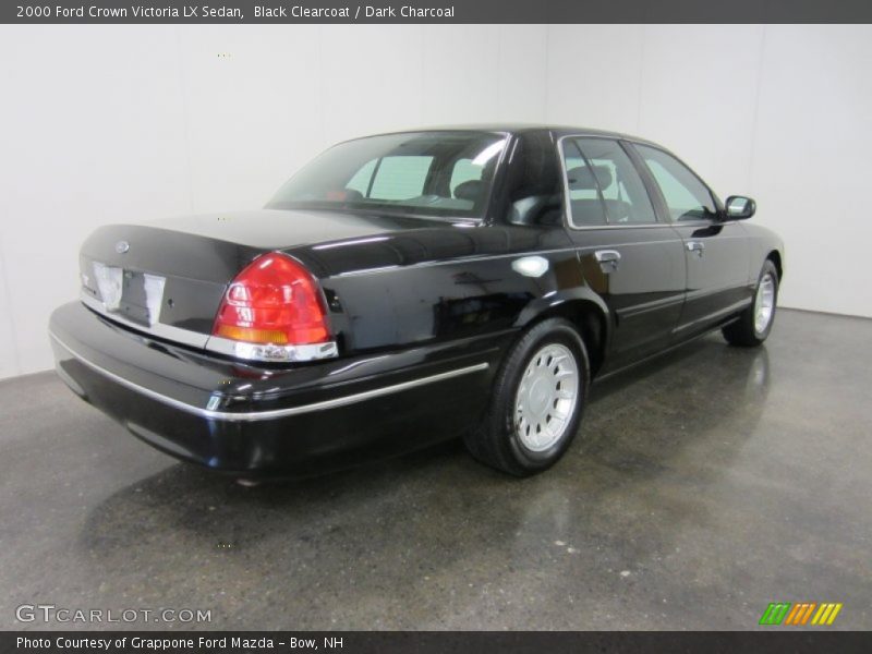 Black Clearcoat / Dark Charcoal 2000 Ford Crown Victoria LX Sedan