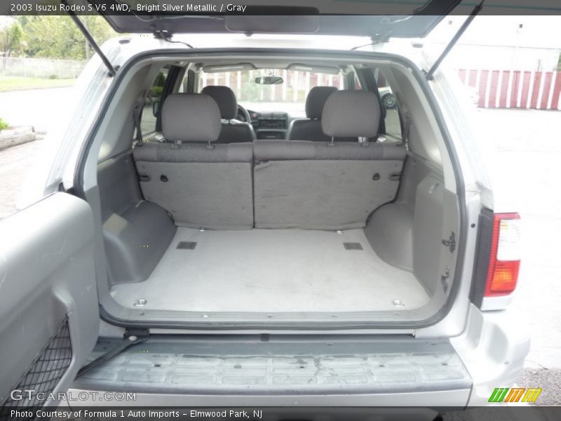 Bright Silver Metallic / Gray 2003 Isuzu Rodeo S V6 4WD