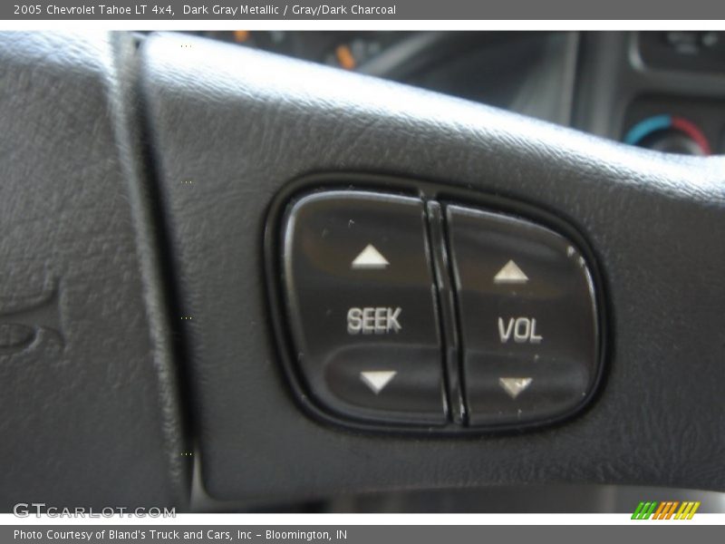 Dark Gray Metallic / Gray/Dark Charcoal 2005 Chevrolet Tahoe LT 4x4