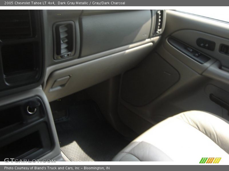 Dark Gray Metallic / Gray/Dark Charcoal 2005 Chevrolet Tahoe LT 4x4