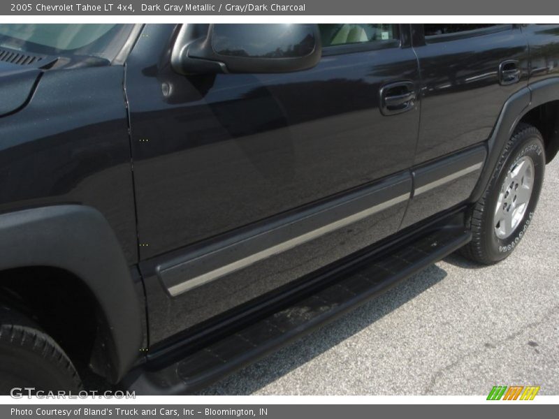 Dark Gray Metallic / Gray/Dark Charcoal 2005 Chevrolet Tahoe LT 4x4