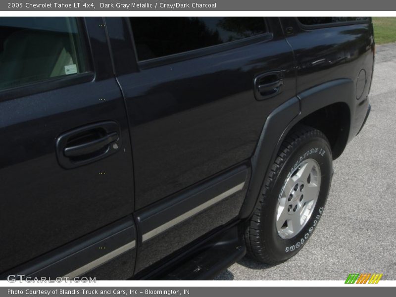 Dark Gray Metallic / Gray/Dark Charcoal 2005 Chevrolet Tahoe LT 4x4