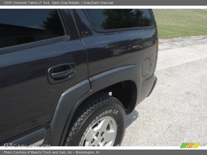 Dark Gray Metallic / Gray/Dark Charcoal 2005 Chevrolet Tahoe LT 4x4