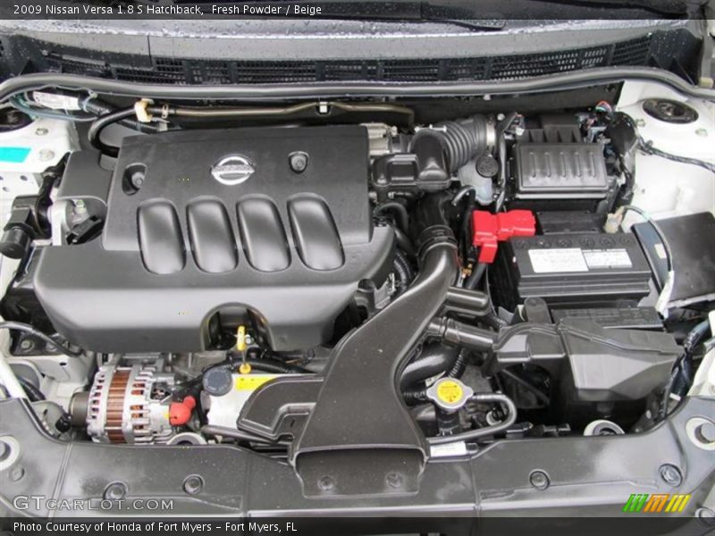 Fresh Powder / Beige 2009 Nissan Versa 1.8 S Hatchback