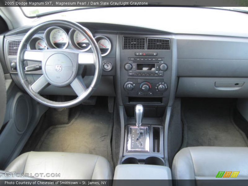 Magnesium Pearl / Dark Slate Gray/Light Graystone 2005 Dodge Magnum SXT