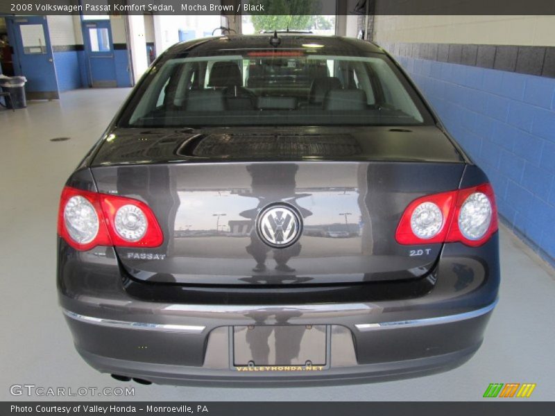 Mocha Brown / Black 2008 Volkswagen Passat Komfort Sedan