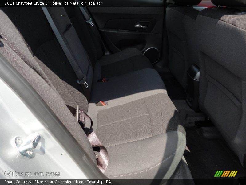 Silver Ice Metallic / Jet Black 2011 Chevrolet Cruze LT