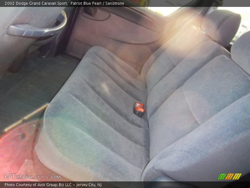Patriot Blue Pearl / Sandstone 2002 Dodge Grand Caravan Sport
