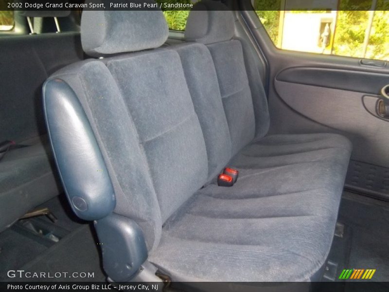 Patriot Blue Pearl / Sandstone 2002 Dodge Grand Caravan Sport