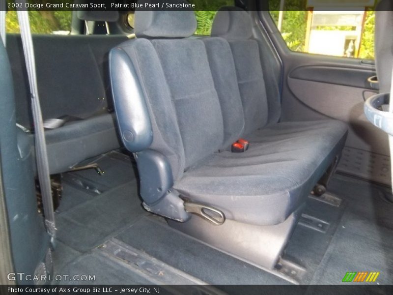 Patriot Blue Pearl / Sandstone 2002 Dodge Grand Caravan Sport