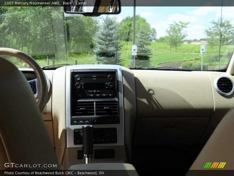 Black / Camel 2007 Mercury Mountaineer AWD