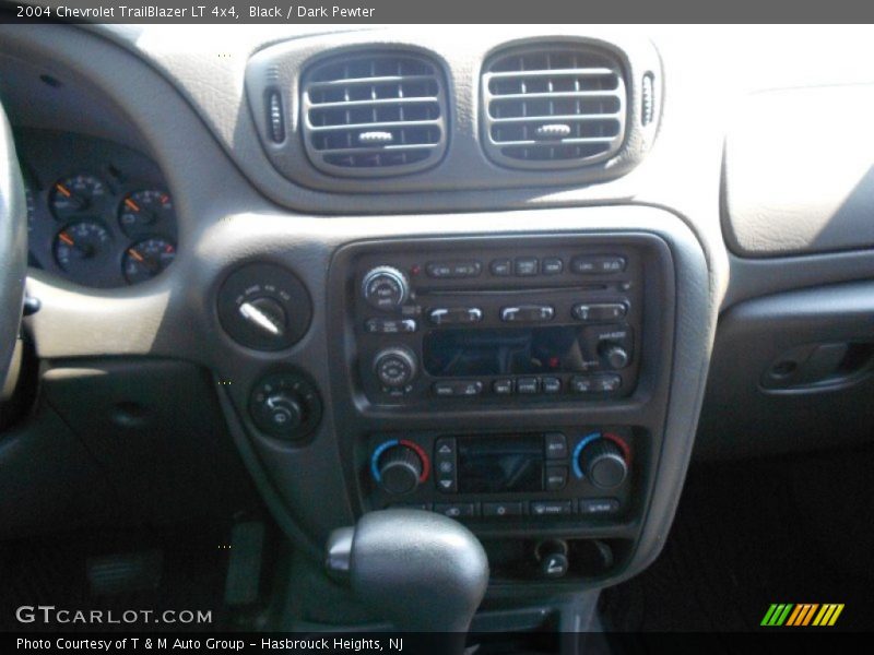 Black / Dark Pewter 2004 Chevrolet TrailBlazer LT 4x4