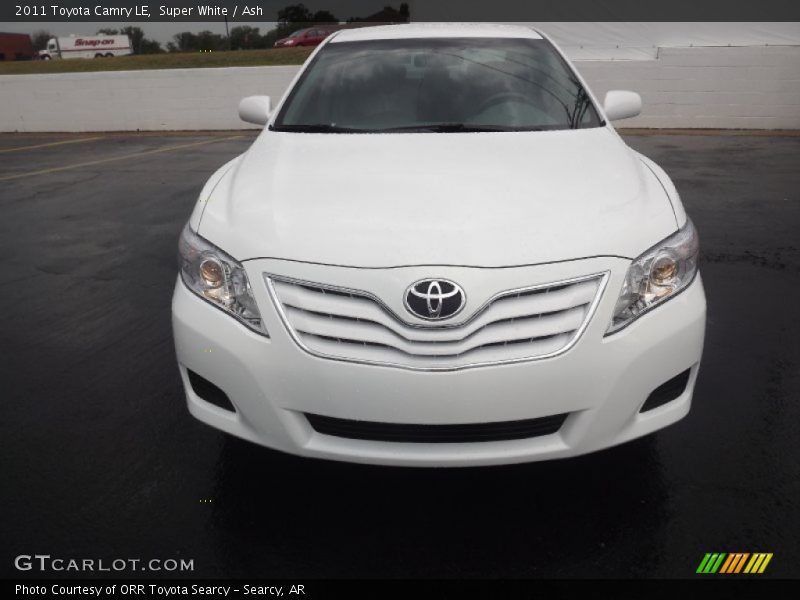 Super White / Ash 2011 Toyota Camry LE