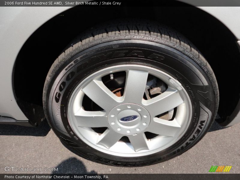  2006 Five Hundred SE AWD Wheel