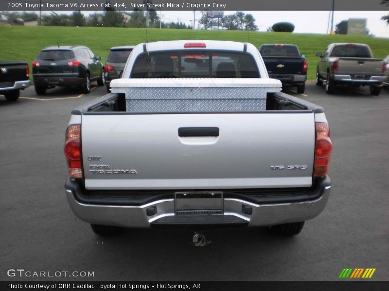Silver Streak Mica / Graphite Gray 2005 Toyota Tacoma V6 Access Cab 4x4