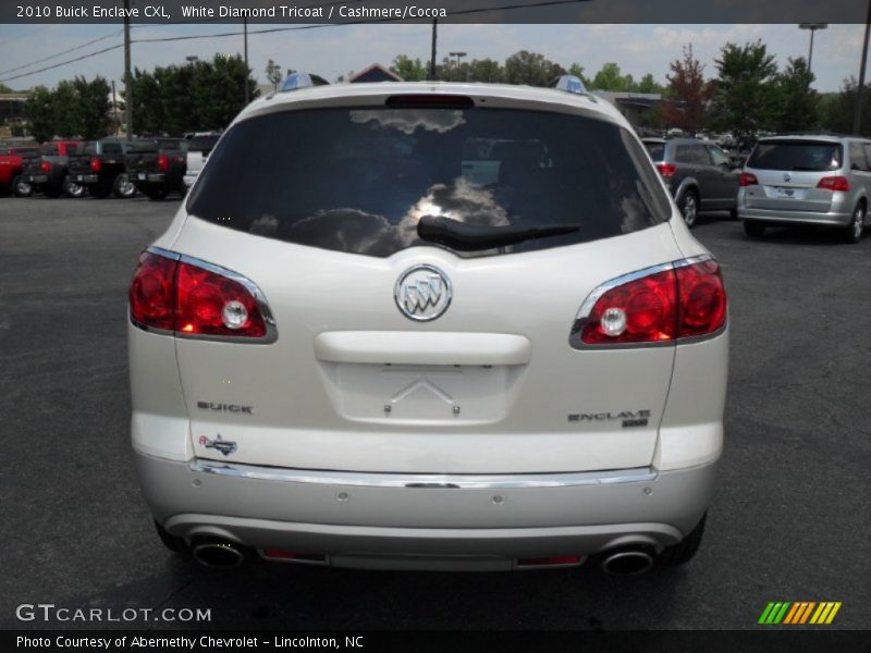 White Diamond Tricoat / Cashmere/Cocoa 2010 Buick Enclave CXL