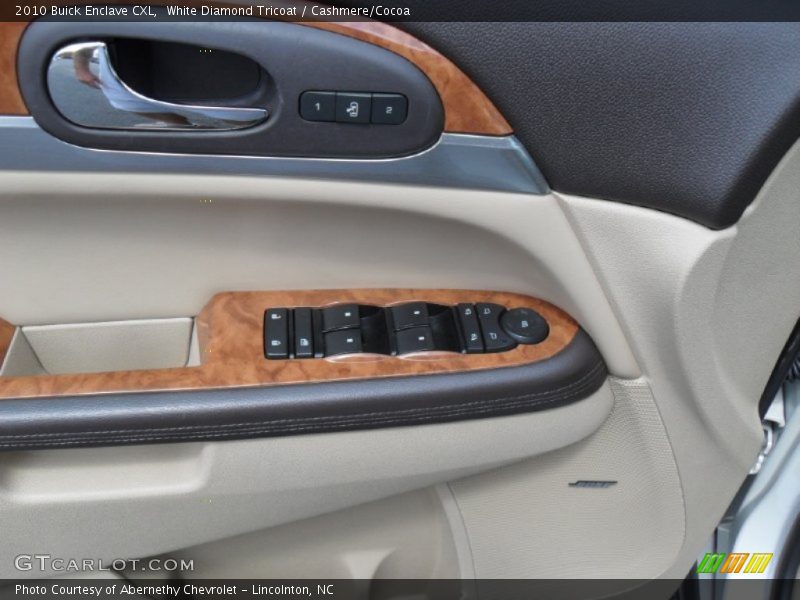 White Diamond Tricoat / Cashmere/Cocoa 2010 Buick Enclave CXL